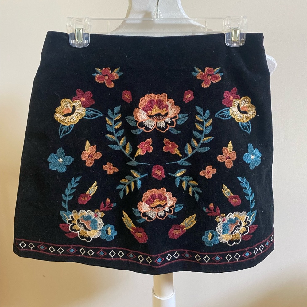 Francesca’s- Embroidered Black Velvet Skirt